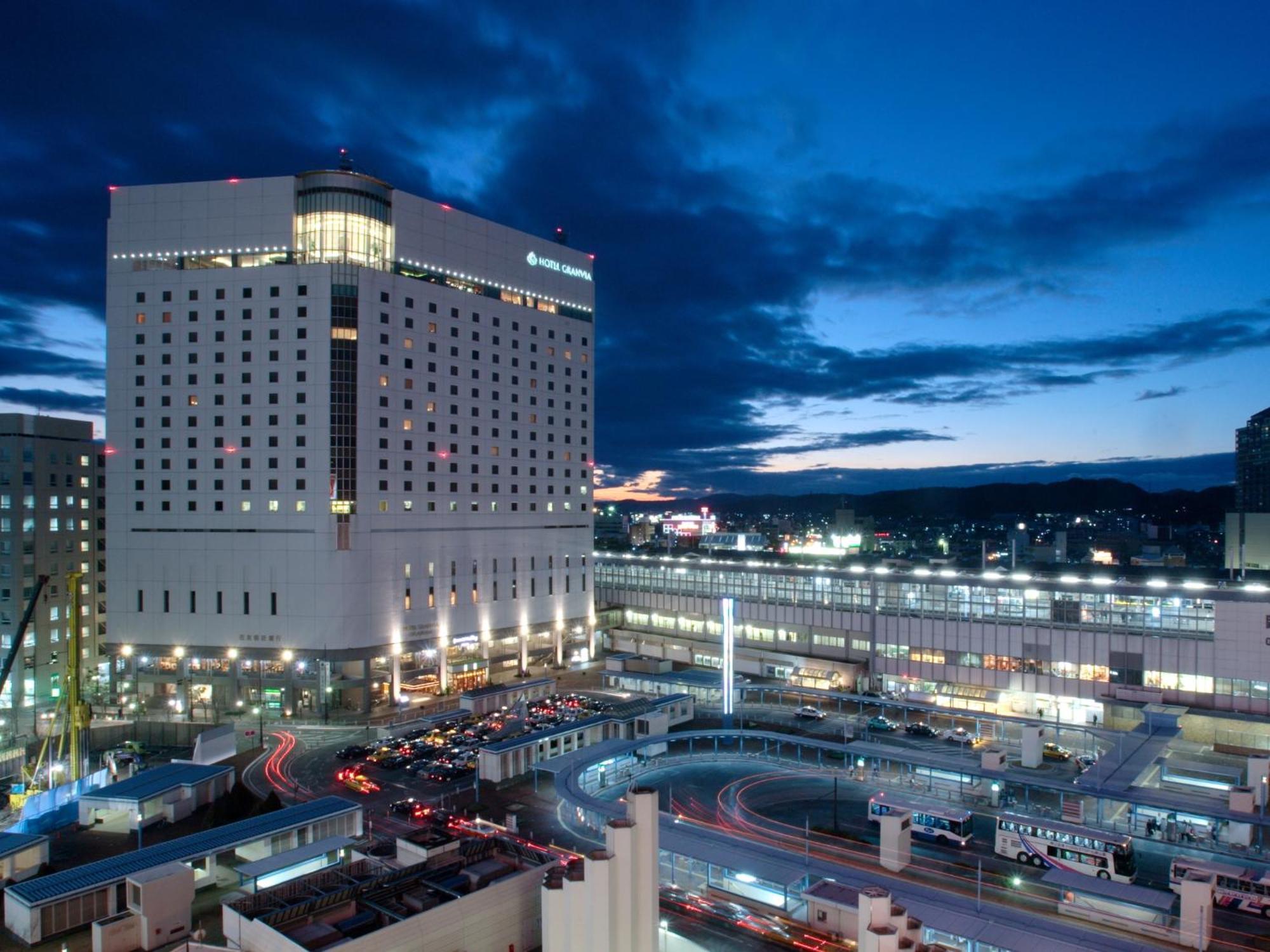 Hotel Granvia Okayama Buitenkant foto